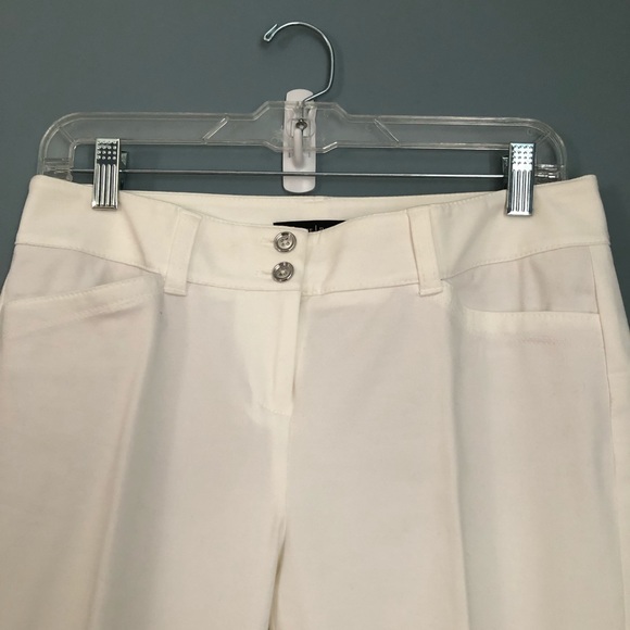 WHITE HOUSE BLACK MARKET WHITE COMFORT STRETCH MODERN BOOT CUT PANTS SZ 4 - Picture 8 of 9